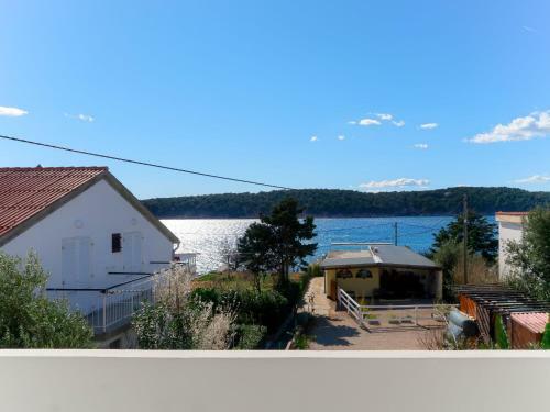 Apartment Rab161