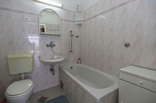 Apartments Ivan - 60m From The Sea