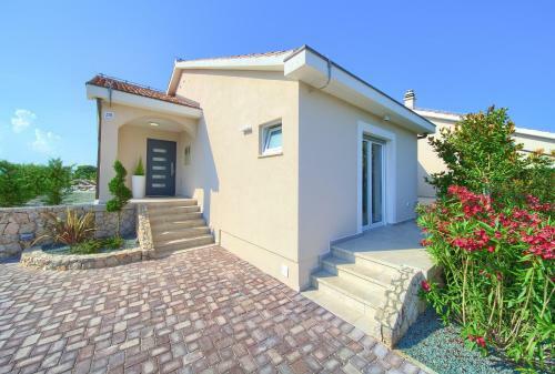 Holiday House Bellissima