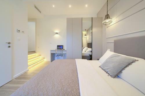 Holiday House Bellissima