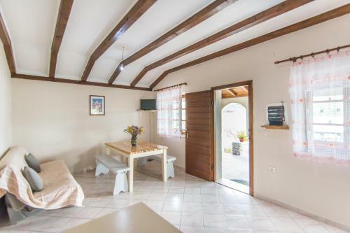 House Morning Star