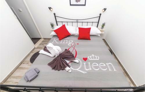 Six-bedroom Holiday Home In Kastel Stafilic