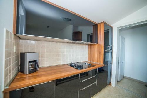Apartments Ivo Kastel Luksic