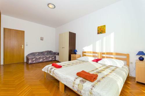 Apartments Ana