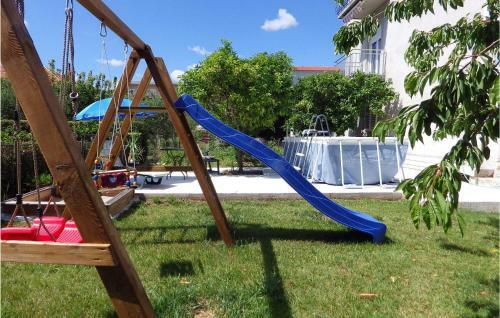 Two-bedroom Apartment In Kastel Stafilic