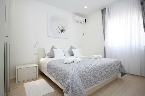 Villa Dasianda - Only 90 M From The Beach, Private 30msq Heated Pool