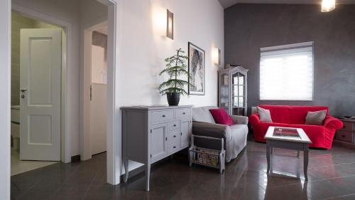 Villa Aylin 5-bed Next To The Sea