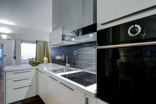 Villa Primortic - 7 Bedroom Villa - Great Pool Area - Perfect For Larger Groups