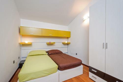 Villa Primortic - 7 Bedroom Villa - Great Pool Area - Perfect For Larger Groups