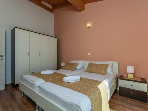 Holiday Home Roman - Nvg167