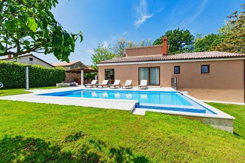 Villa Ferlini