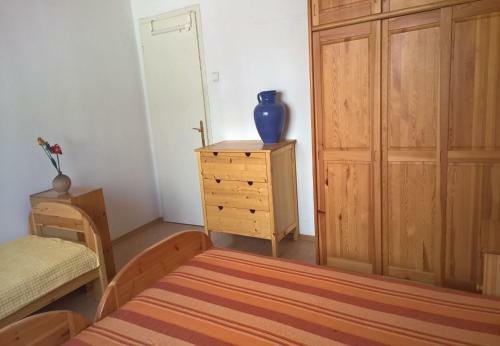 Apartment Zarko - 20 M From Beach