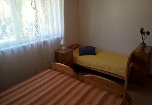 Apartment Zarko - 20 M From Beach