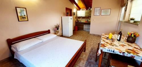 Apartment Julija - Big Terrace