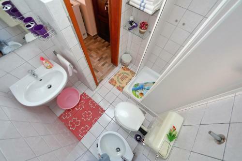 Apartment Mladen - With Balcony