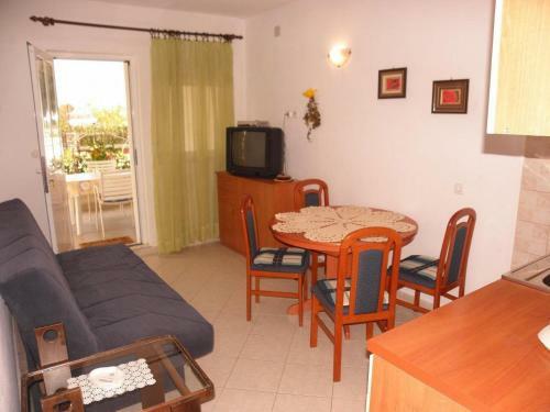 Apartments Jerimih - 120 M From Sea