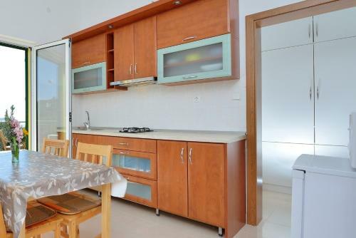 Apartments Ljuba - 200m From Beach