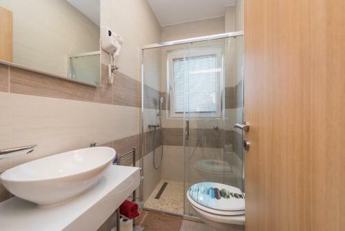Hostal Apartments Tomo - Open Pool