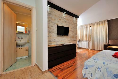 Hostal Apartments Tomo - Open Pool