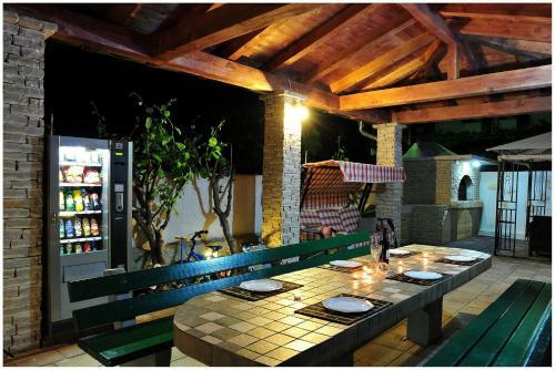 Hostal Apartments Tomo - Open Pool