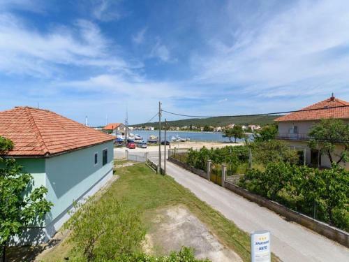 Homely Apartment In Suko?an Near Sea