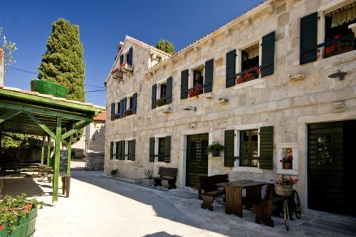 Apartment In Suko?an With Balcony, Air Conditioning, Wifi (4941-2)