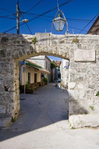 Apartment In Suko?an With Balcony, Air Conditioning, Wifi (4941-2)