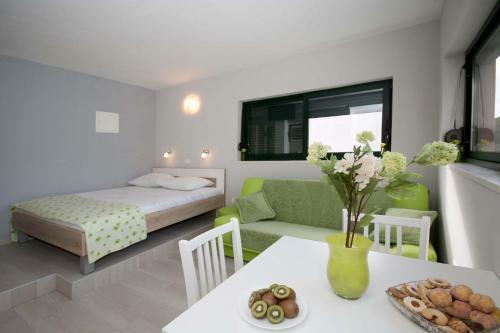 Apartments Sretan