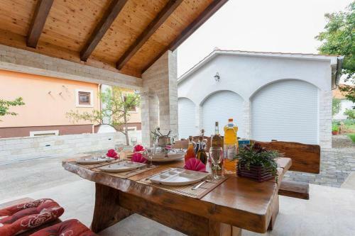 Studio Apartment With Balcony - Md2