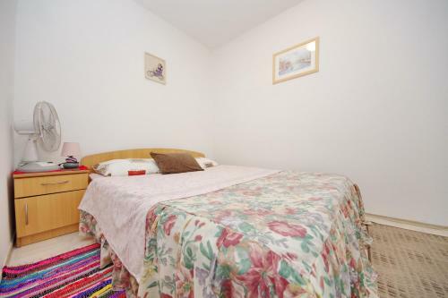 Cosy Renovated Apartment For 5 People