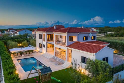 Villa Adora