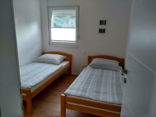 Apartments Ljubas
