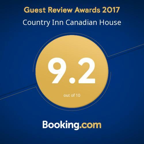 Lodge Country Inn Canadian House