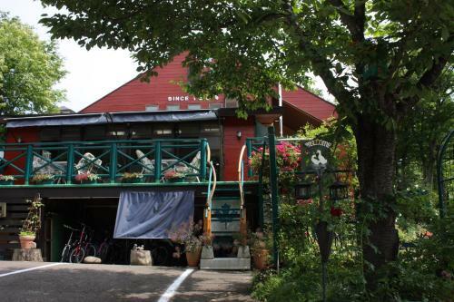 Lodge Country Inn Canadian House