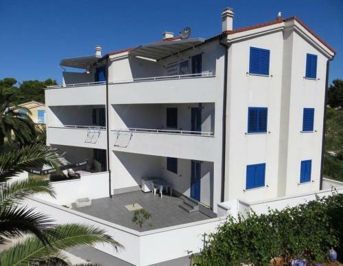 Apartment Marin-30m From Sea