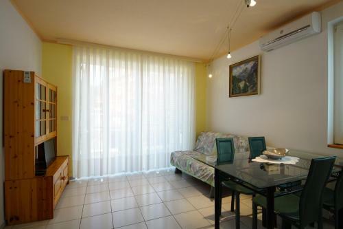 Apartamento Holiday Home 193470