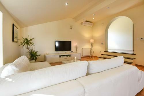 Villa Matea 4+2
