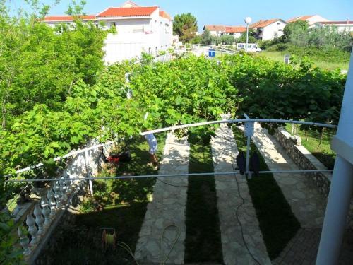 Studio Apartment In Nin With Terrace, Air Conditioning, Wi-fi (233-2)