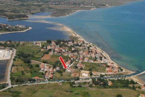 Studio Apartment In Nin With Terrace, Air Conditioning, Wi-fi (233-2)