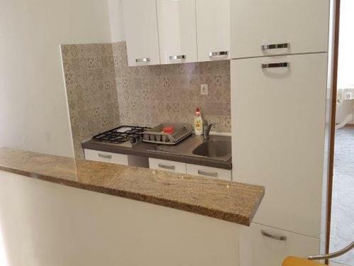 4 Two Bedroom Apartments - Private Parking - 150 M To Sand Beach