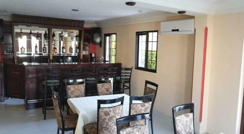 Villa Elegance Hotel & Apartment