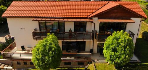 F�rjes Villa Apartmanh�z