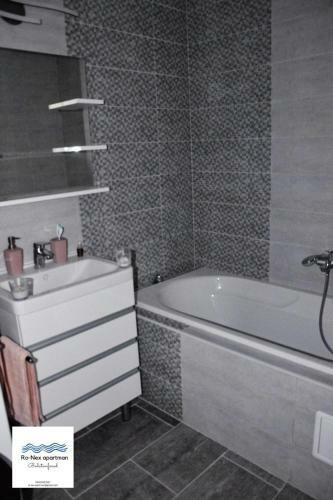 Ro-nex Apartman Balatonf�red
