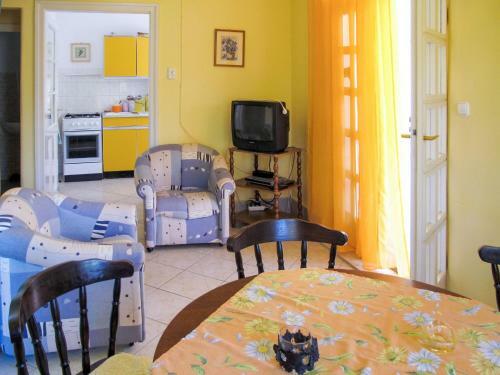 Holiday Home Violett - Maf120