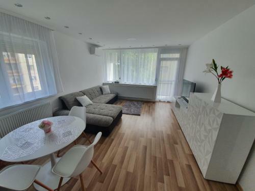 M�trix Apartman