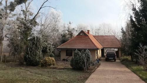 Z�ld Oliva Apartman