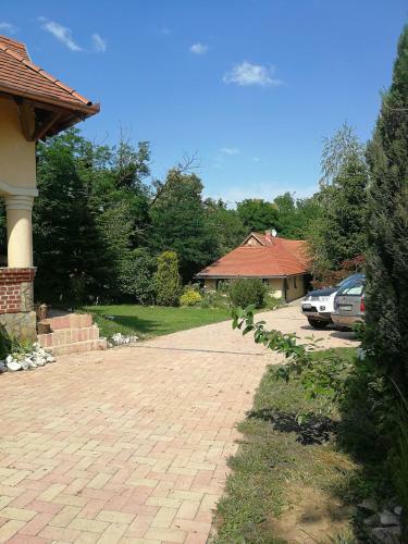 Z�ld Oliva Apartman