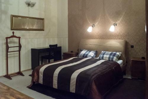 Apartamento Inviting Flat In The Heart Of Town