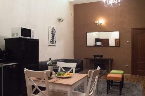 Apartamento Inviting Flat In The Heart Of Town