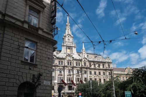 Apartamento Inviting Flat In The Heart Of Town